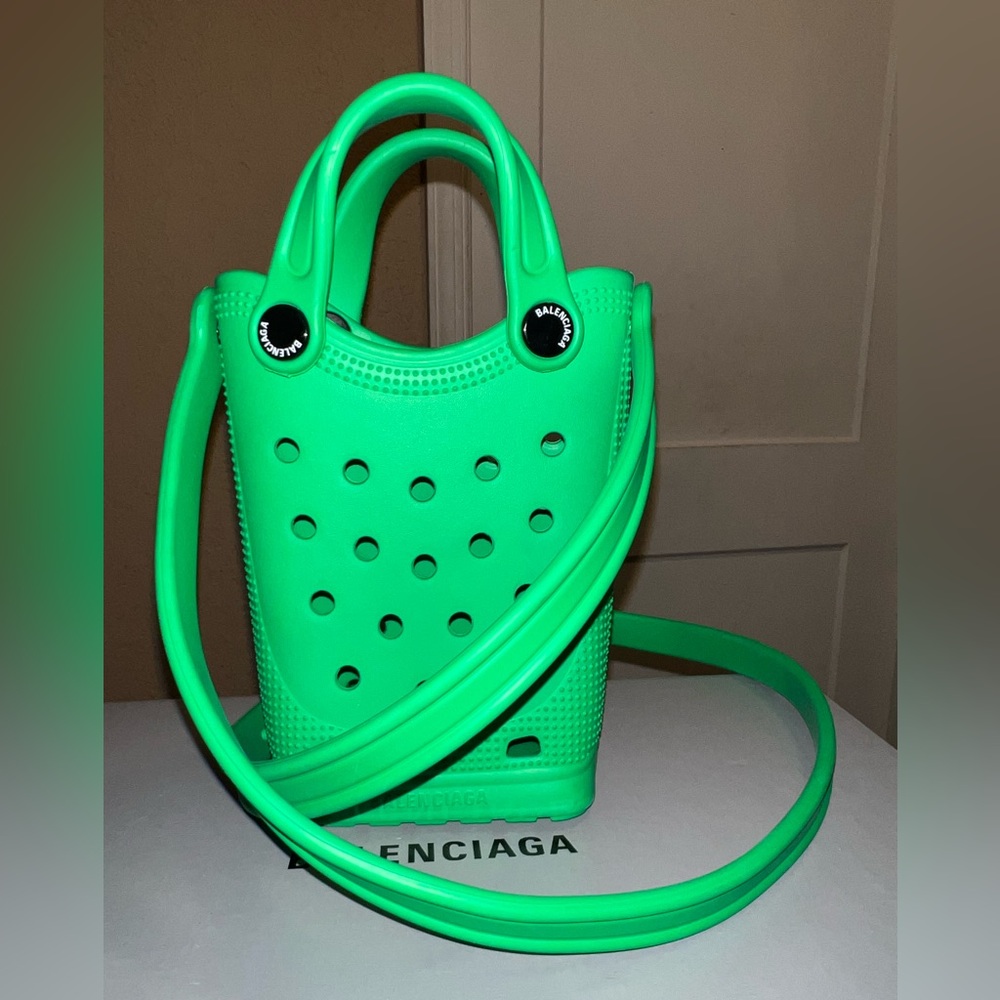 Balenciaga sold out everywhere croc bag to match the croc boots. 10/10 very cute